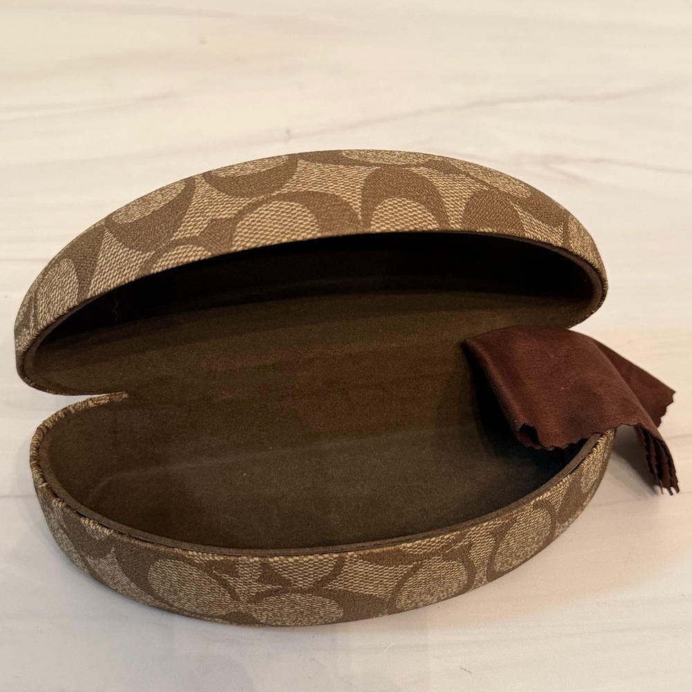 Coach Signature Monogram Hard Clamshell Sunglasses Case with lens wipe - NEW